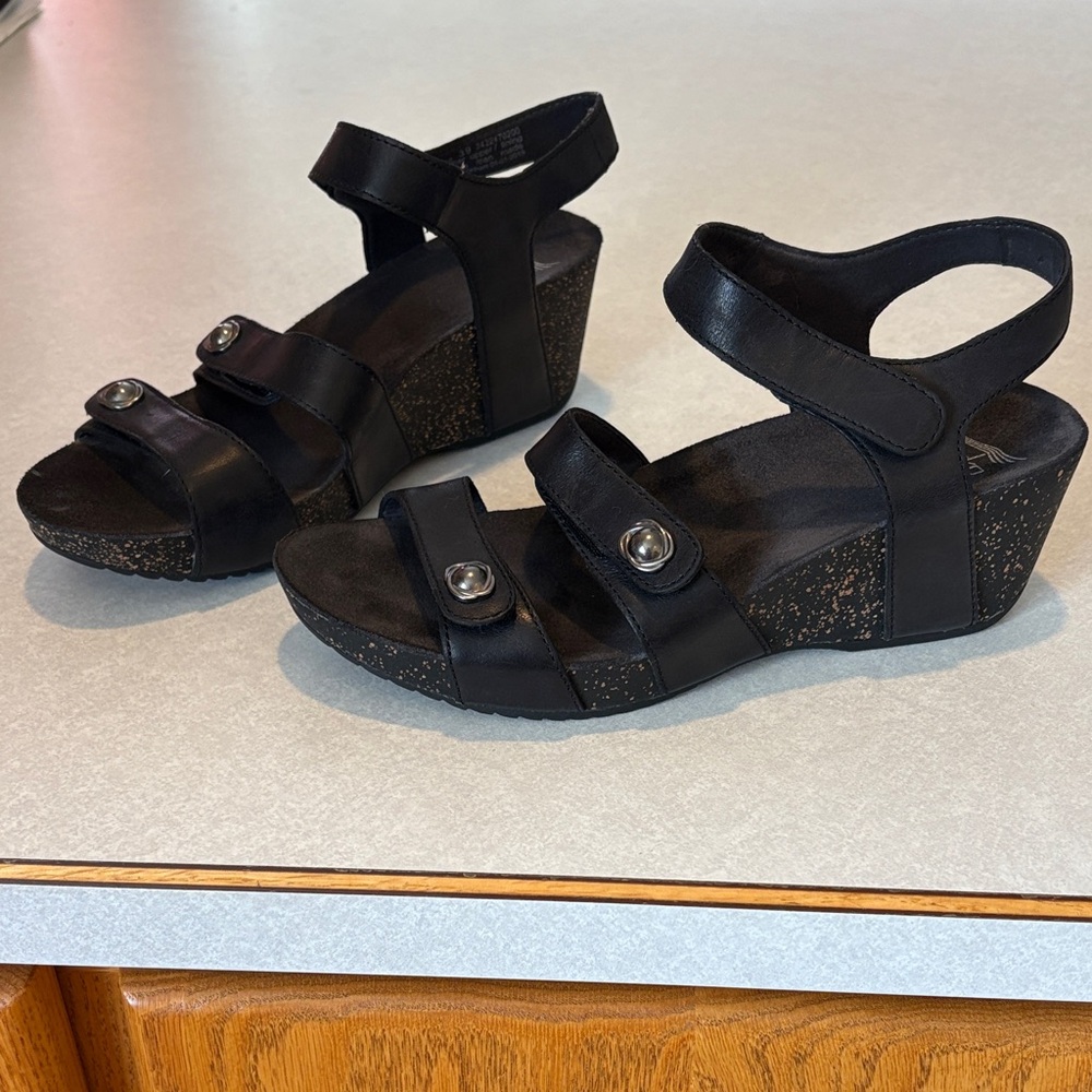 Dansko Black Women's Sandals with Button Accents - Picture 2 of 5
